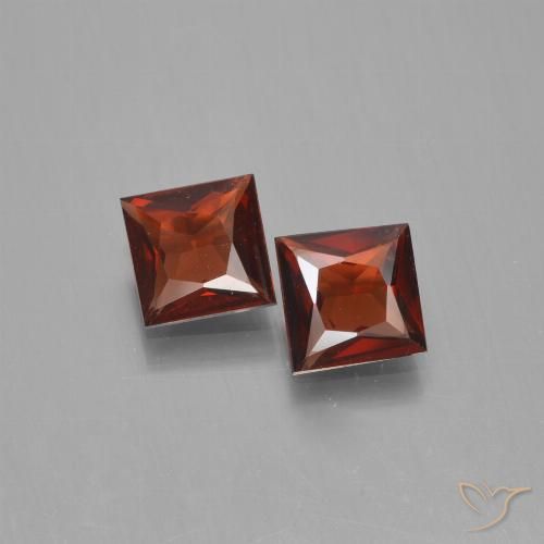 1.29ctw Natural Vermelho escuro Granada Piropo, Quadrado, VVS-VS