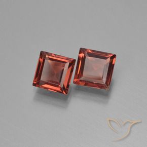 Pedras preciosas de Granada Piropo Vermelho médio-escuro natural de 1.43 ct, Quadrado, VVS