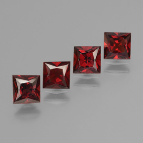 Pedras preciosas de Granada Piropo Vermelho Sangue Profundo natural de 2.99 ct, Quadrado, VVS-VS