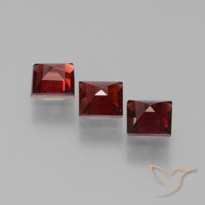 Pedras preciosas de Granada Piropo Vermelho Sangue Profundo natural de 1.70 ct, Quadrado, VS