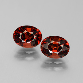 Granada Piropo Vermelho Natural 1.76ct, oval, VVS