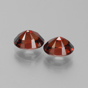 Granada Piropo Vermelho Natural 1.76ct, oval, VVS