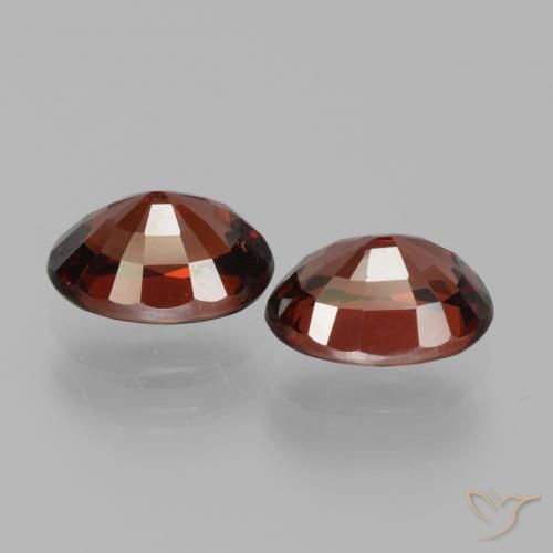 Pedras preciosas de Granada Piropo Vermelho escuro natural de 3.45 ct, oval, VVS-VS