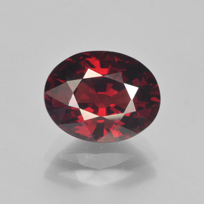 Granada Piropo Vermelho Natural 3.63ct, Corte Oval, VVS-VS