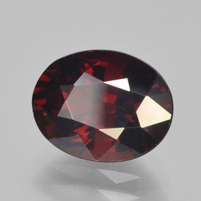Granada piropo vermelho natural 3,55ct, corte oval, VVS