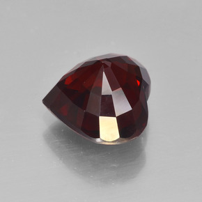 Granada piropo vermelho natural 3,35ct, formato de coração, VVS-VS