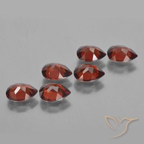 Pedras preciosas de Granada Piropo Vermelho escuro natural de 4.96 ct, Formato de pêra, VVS-VS