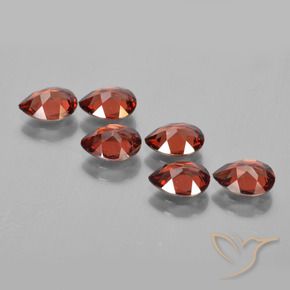 Pedras preciosas de Granada Piropo vermelho médio natural de 4.55 ct, Formato de pêra, VS