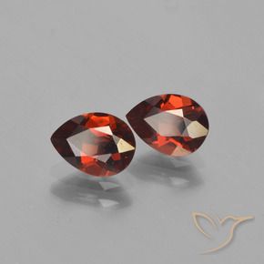 Pedras preciosas de Granada Piropo Vermelho brilhante natural de 1.80 ct, Formato de pêra, VVS-VS
