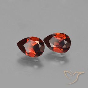 Pedras preciosas de Granada Piropo Vermelho escuro natural de 1.73 ct, Formato de pêra, VVS-VS
