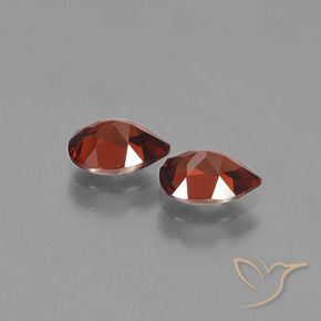Pedras preciosas de Granada Piropo Vermelho escuro natural de 1.73 ct, Formato de pêra, VVS-VS