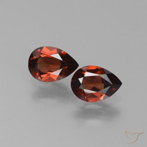 1.72ctw Natural Vermelho brilhante Granada Piropo, Formato de pêra, VVS-VS
