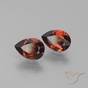 Pedras preciosas de Granada Piropo Vermelho brilhante natural de 1.72 ct, Formato de pêra, VVS-VS