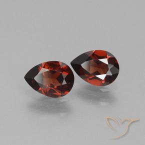 Pedras preciosas de Granada Piropo Vermelho escuro natural de 1.65 ct, Formato de pêra, VS