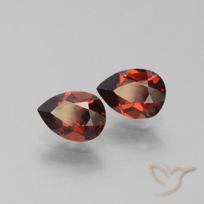 Pedras preciosas de Granada Piropo vermelho médio natural de 1.80 ct, Formato de pêra, VS
