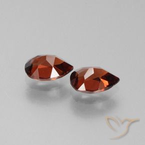 Pedras preciosas de Granada Piropo vermelho médio natural de 1.80 ct, Formato de pêra, VS
