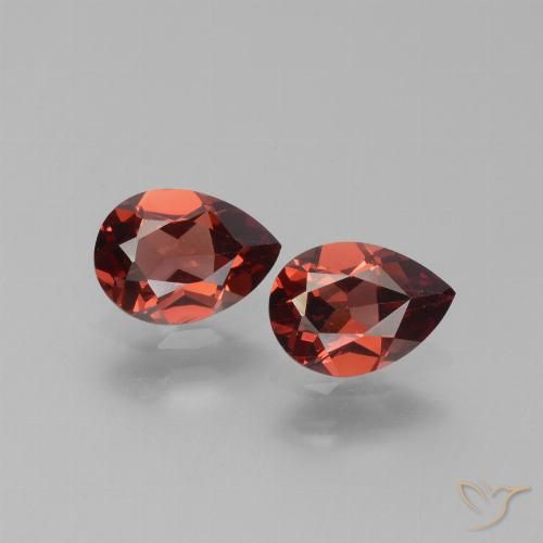 1.59ctw Natural Vermelho médio-escuro Granada Piropo, Formato de pêra, VVS-VS