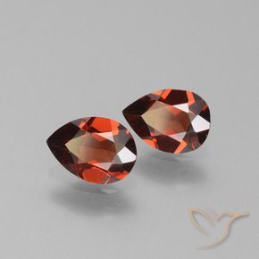 Pedras preciosas de Granada Piropo Vermelho escuro natural de 1.60 ct, Formato de pêra, VVS-VS