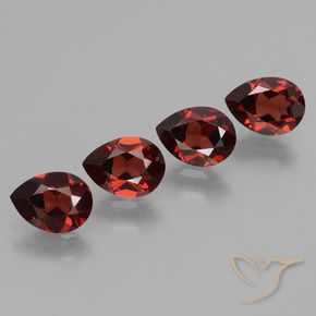 Pedras preciosas de Granada Piropo Vermelho escuro natural de 3.56 ct, Formato de pêra, VVS-VS