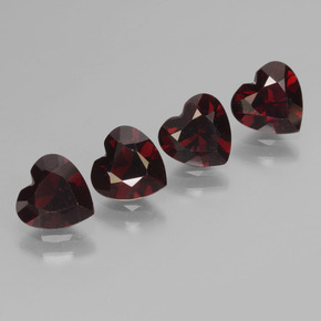 Pedras preciosas de Granada Piropo vermelho escuro natural de 3.12 ct, Formato de coração, VVS-VS