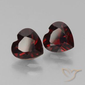 Pedras preciosas de Granada Piropo vermelho escuro natural de 1.95 ct, Coração, VVS-VS