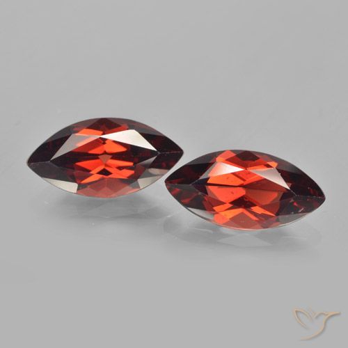 4.38ctw Natural Vermelho Sangue Profundo Granada Piropo, Marquesa, VVS-VS