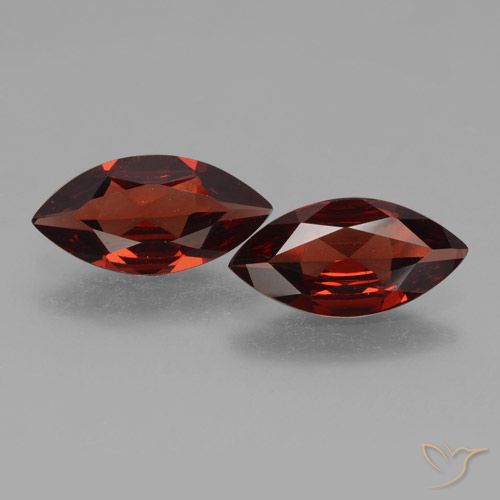 3.28ctw Natural Vermelho escuro Granada Piropo, Marquesa, VVS-VS