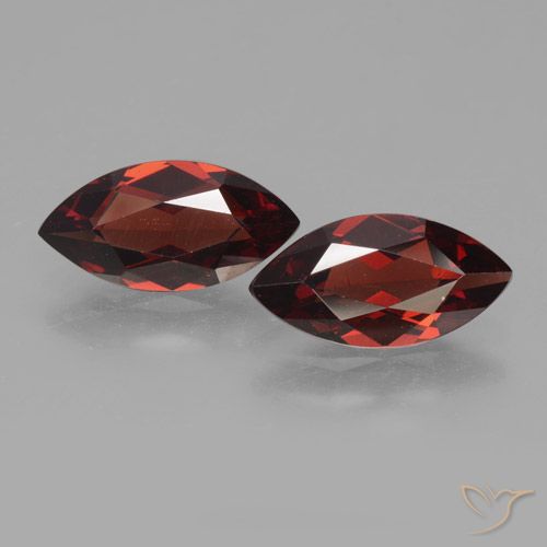3.73ctw Natural Vermelho escuro Granada Piropo, Marquesa, VVS-VS