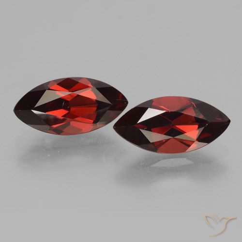 4.28ctw Natural Vermelho escuro Granada Piropo, Marquesa, VVS-VS