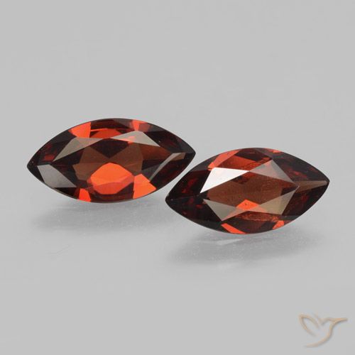 3.15ctw Natural Vermelho escuro Granada Piropo, Marquesa, VVS-VS