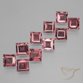 Pedras preciosas de Granada Piropo Vermelho médio-escuro natural de 4.04 ct, Quadrado, VS