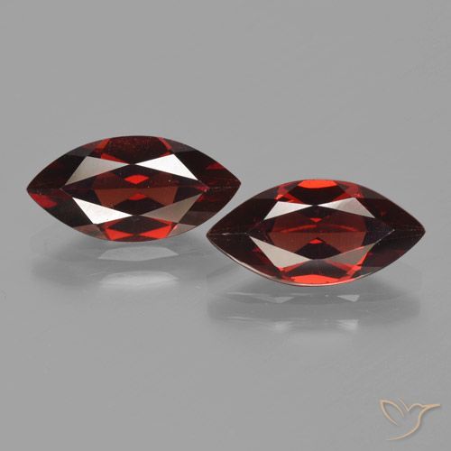 3.84ctw Natural Vermelho escuro Granada Piropo, Marquesa, VVS-VS