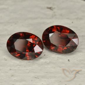 Pedras preciosas de Granada Piropo Vermelho Sangue Profundo natural de 3.39 ct, oval, VVS-VS