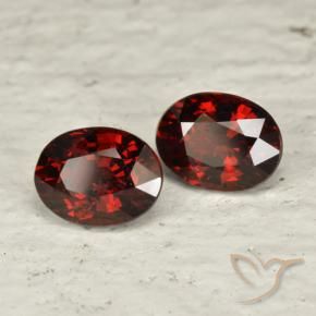 Pedras preciosas de Granada Piropo Vermelho escuro natural de 3.36 ct, oval, VVS-VS