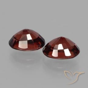 Pedras preciosas de Granada Piropo Vermelho Sangue Profundo natural de 3.65 ct, oval, VVS-VS