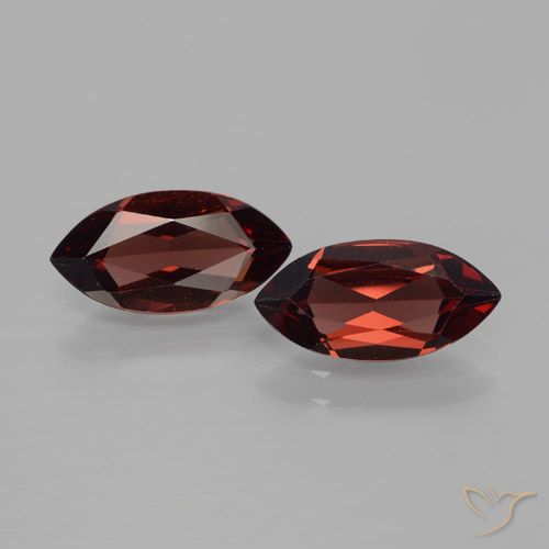 3.85ctw Natural Vermelho escuro Granada Piropo, Marquesa, VVS-VS