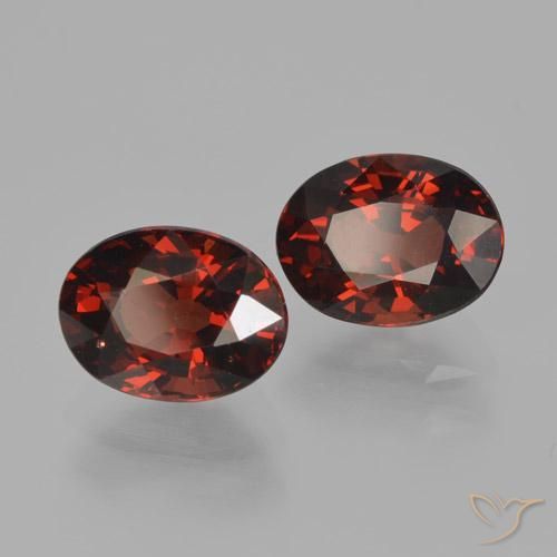 Pedras preciosas de Granada Piropo Vermelho escuro natural de 3.55 ct, oval, VVS-VS