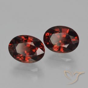 Pedras preciosas de Granada Piropo Vermelho escuro natural de 3.43 ct, oval, VS