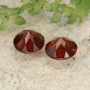 Pedras preciosas de Granada Piropo vermelho médio natural de 1.91 ct, Corte Redondo, VS