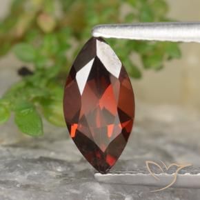 Granada Piropo Vermelho escuro Natural 1.20ct, Marquesa, VVS-VS