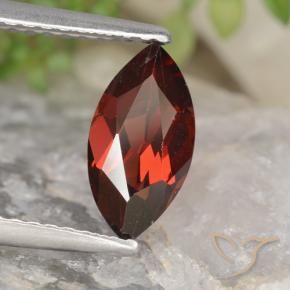 Granada Piropo Vermelho escuro Natural 1.30ct, Marquesa, VVS-VS