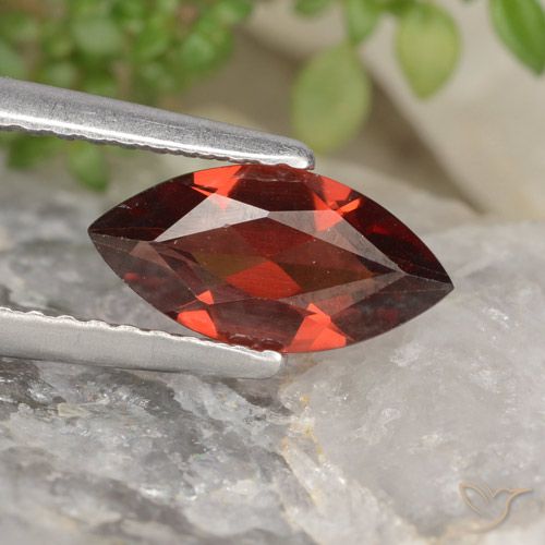 1.16ct Natural Vermelho escuro Granada Piropo, Marquesa, VVS-VS