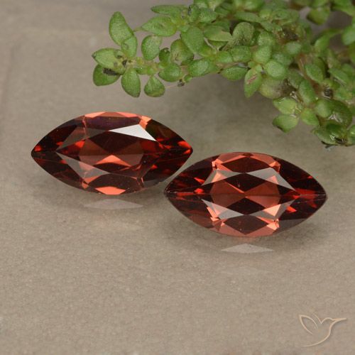 2.53ctw Natural vermelho médio Granada Piropo, Marquesa, VVS-VS