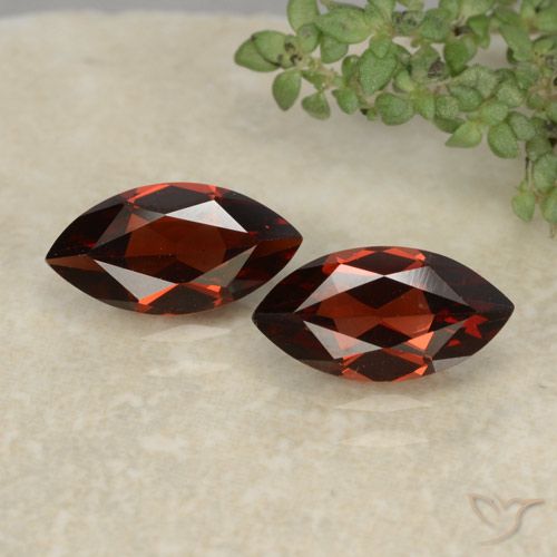 2.68ctw Natural vermelho doce Granada Piropo, Marquesa, VVS-VS