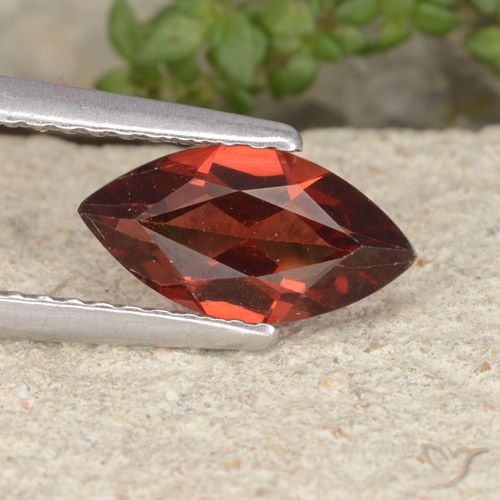 1.16ct Natural Vermelho escuro Granada Piropo, Marquesa, VVS-VS