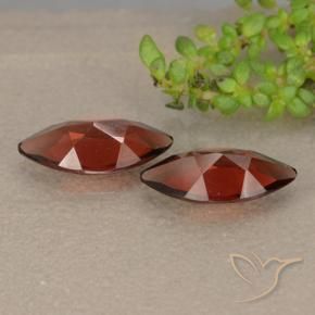 Pedras preciosas de Granada Piropo Vermelho escarlate natural de 2.01 ct, Marquesa, VVS-VS