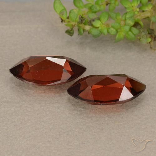 Pedras preciosas de Granada Piropo Vermelho Sangue Profundo natural de 2.58 ct, Marquesa, VVS-VS