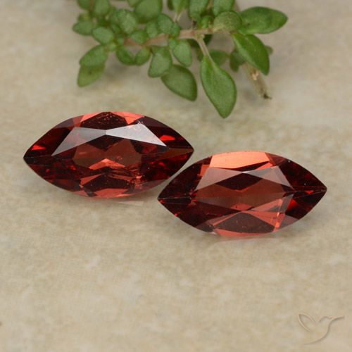 2.17ctw Natural Vermelho escarlate Granada Piropo, Marquesa, VVS-VS