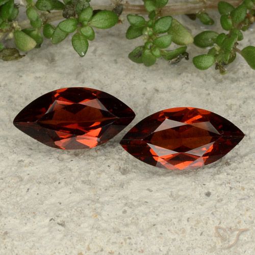 2.26ctw Natural vermelho médio Granada Piropo, Marquesa, VVS-VS