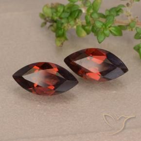 Pedras preciosas de Granada Piropo Vermelho Sangue Profundo natural de 2.41 ct, Marquesa, VVS-VS
